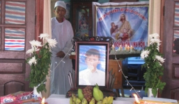 Rơi xuống hố nước sâu, 2 học sinh chết thảm