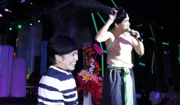 Minh Thuận giả gái mừng sinh nhật Phương Thanh 