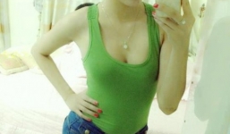 Giới trẻ coi iPhone và đồ ăn là biểu tượng cho địa vị xã hội