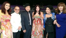 Nữ đại gia “đập nhà trăm tỉ” sexy bên dàn sao khủng