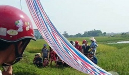 Bắc Giang: Thấy xác chết trước nhà, bỏ bao đem ra đường