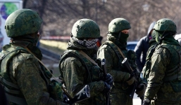 Ukraine cáo buộc Nga phái 'khủng bố' qua biên giới