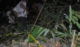 Giết vợ rồi chui vào hốc đá tự tử