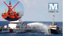 Bắc Kinh hung hăng trong mắt báo Hoa ngữ