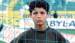 Ronaldo từng tay không đánh nhau với xã hội đen có súng khi 15 tuổi