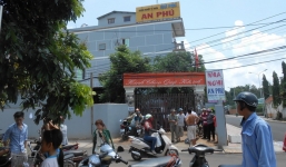 Người bán vé số dạo đột tử sau 2h vào nhà nghỉ với nhân tình