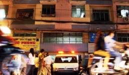 Đề nghị truy tố con nghiện đâm chết thiếu nữ ở chung cư