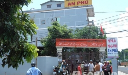 Người đàn ông đột tử sau 2 giờ vào nhà nghỉ cùng bồ nhí