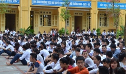 Nhận phòng thi tốt nghiệp THPT: Thí sinh thờ ơ với thiết bị ghi âm, ghi hình