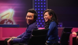 Vợ chồng Hoài Linh bối rối khi gặp fan cuồng