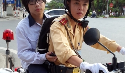 Sĩ tử được CSGT 'hộ tống' đi thi tốt nghiệp
