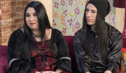 Gặp cặp vợ chồng 'ma cà rồng' có thật ngoài đời