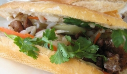 Nhà KFC mở 'Banh Shop', chuyên bán bánh mì kẹp Việt Nam tại Mỹ