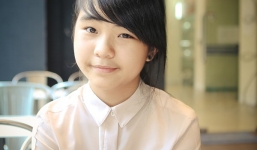 Đằng sau câu chuyện về cô bé lớp 7 được phóng đại 'có ảnh đăng trên Vogue'