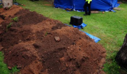 Người phụ nữ cùng chồng sát hại bố mẹ đẻ chôn trong vườn suốt 15 năm