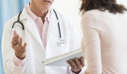 Lợi dụng bệnh trầm cảm, bác sĩ “quan hệ” bất chính với bệnh nhân nữ