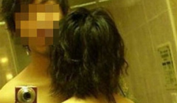 Rủ nữ nhân viên văn phòng diễn 'cảnh nóng' trước mặt bạn