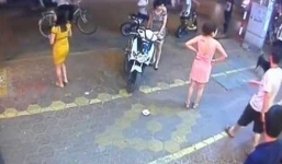 Vì một “chân dài”, hai nhóm trai 'tẩn nhau' loạn xạ