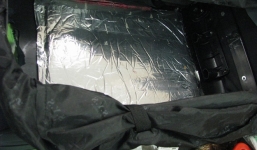 Người nước ngoài mang 5kg cocain bị bắt giữ tại trận