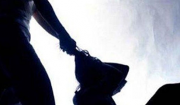 Kẻ hiếp dâm cụ bà đến chết bị bắt khi đang ngủ gần xác nạn nhân