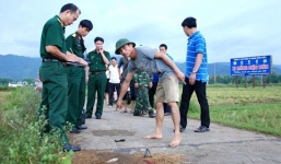 Sét đánh 7 chiến sĩ đang hành quân