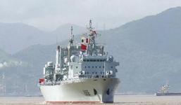 Quân đội TQ triển khai tàu tiếp tế lớn nhất tới Biển Đông