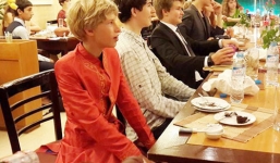 Tỷ phú thế giới bí mật đến VN ăn chơi chớp nhoáng