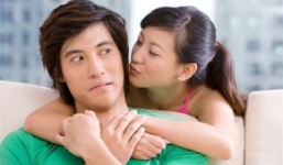 Những câu nói dối đàn ông khao khát được nghe từ vợ