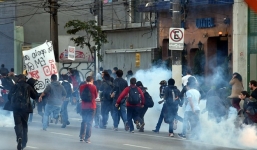 Brazil tê liệt vì bạo loạn trước ngày khai mạc World Cup 2014