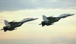 Chiến đấu cơ TQ lại áp sát máy bay Nhật, Mỹ chỉ trích gay gắt