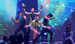 Diệu Huyền át chủ bài của Vũ Khắc Tiệp tỏa sáng trong Đêm hội chân dài