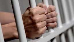 Bé gái 9 tuổi bị gã thanh niên hàng xóm hiếp dâm rồi bóp cổ đến chết