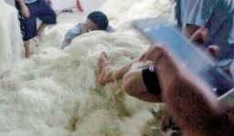 Kinh hãi công nghệ làm bún bằng chân ở Trung Quốc