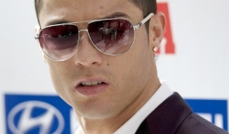 Ronaldo vô địch World Cup về độ giàu có