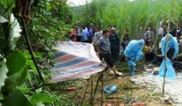 Bàng hoàng phát hiện thi thể người phụ nữ bị tụt quần xuống tận bàn chân