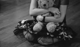 Xót xa 3 chị em mất đời con gái bởi 'kẻ cuồng dâm' là bố đẻ