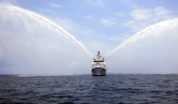 Uy lực vòi rồng của tàu kiểm ngư KN-781 hiện đại nhất Việt Nam