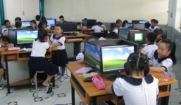 Choáng với “giá” xin học 6.000USD ở Sài Gòn