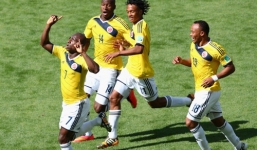 Không cần Falcao, Colombia vẫn đè bẹp Hy Lạp 3-0