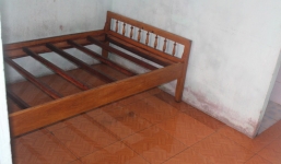 Đôi nam nữ chết trong nhà trọ với nhiều vết đâm chém