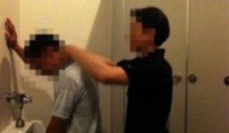 TP.HCM: Phát hoảng với động 'mại dâm gay' ngay tại nhà vệ sinh trung tâm thương mại