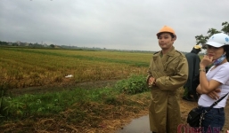 Xin đi nhờ xe, thiếu nữ bị hãm hiếp giữa trời mưa gió