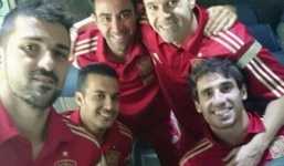 World Cup 2014: Các sao bóng đá đua nhau đăng ảnh 'tự sướng'