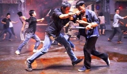 'Giang hồ nhí' phục kích chém người xối xả trong quán nhậu