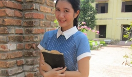 Chân dung nữ sinh xinh đẹp đạt điểm 10 môn Sử