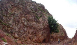 Người phụ nữ bị bắt cóc, hãm hiếp và giết chết trong hẻm núi