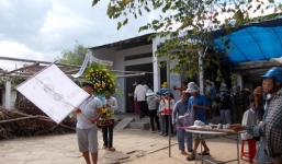 Lên cơn tâm thần, cầm gậy đánh chết bé 6 tuổi