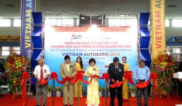 Vietnam Auto Expo 2014 khai mạc : Dấu ấn nhạt nhòa