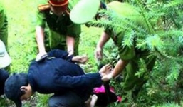 Trùm ma túy khét tiếng 'ngã ngựa' vì người tình bé nhỏ