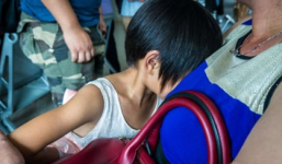 Sa thải hiệu trưởng hiếp dâm 17 nữ sinh tiểu học